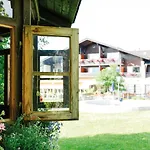Hotel Alpenblick Ohlstadt