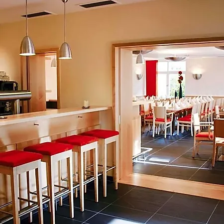 Hotel Alpenblick 3*